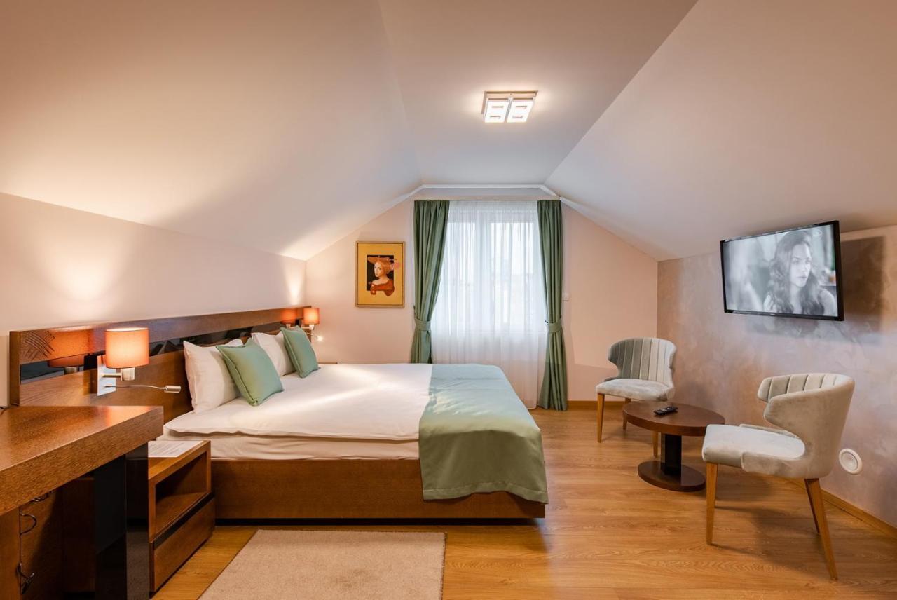 Hotel Rubicon Garni 4*